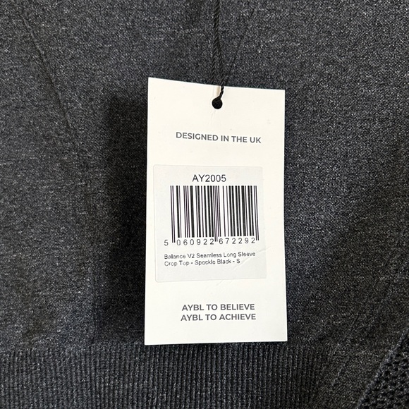 AYBL Balance V2 Seamless Long Sleeve Crop Top - Picture 6 of 6